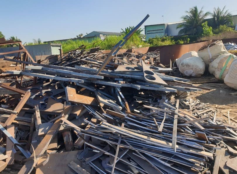 Lợi Ích Khi Hợp Tác Với Đơn Vị Thu Mua Phế Liệu Chuyên Nghiệp
